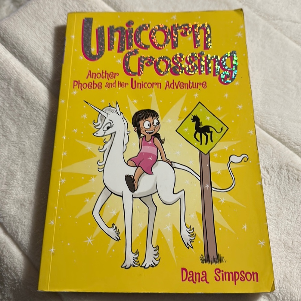 ⭐️2/$12⭐️Unicorn crossing